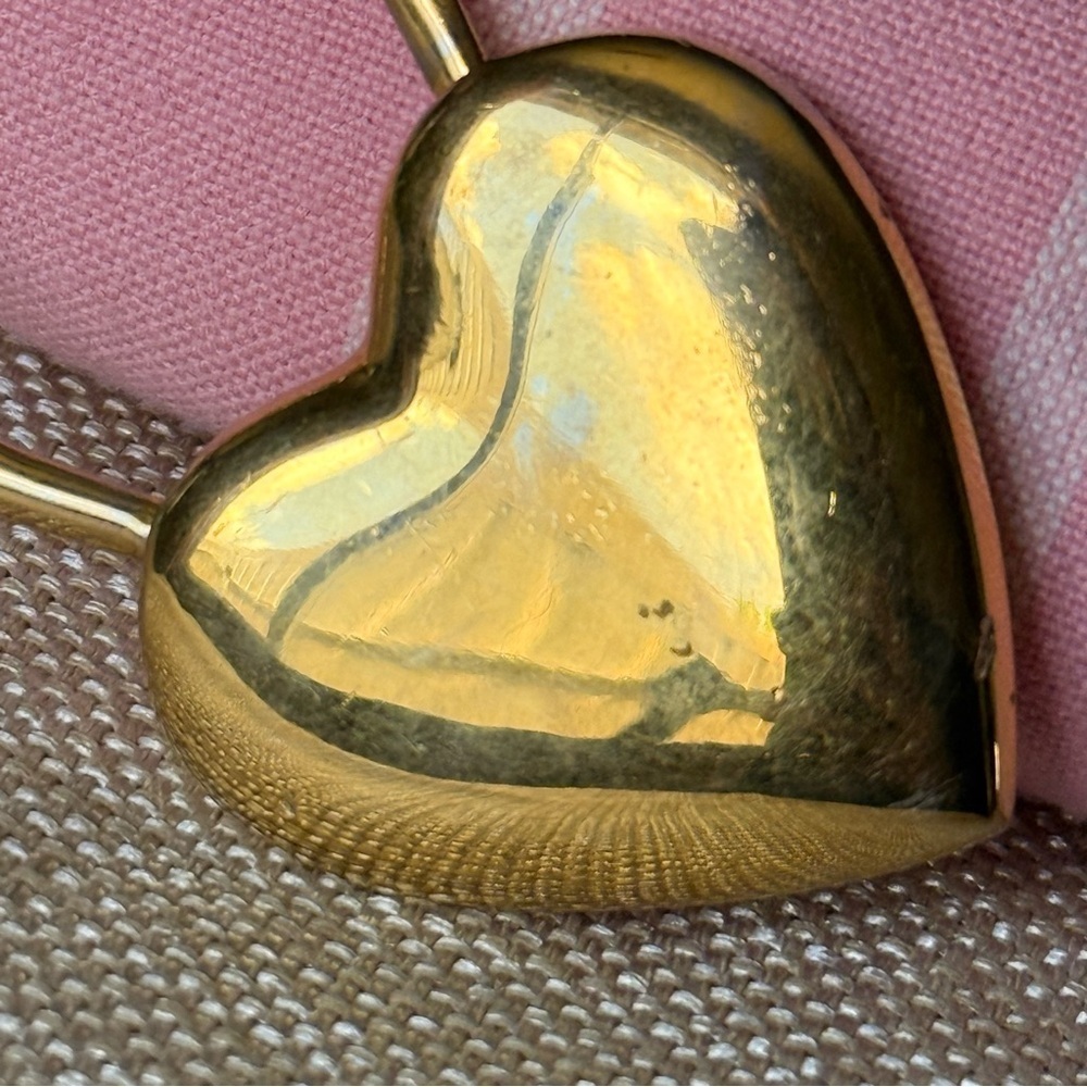 MOSCHINO BY REDWALL GOLD TONED HEART LOCK BAG CHARM 1980s Vintage Key - Picture 7 of 13